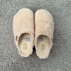 Ugg Fuzz Sugar Slide